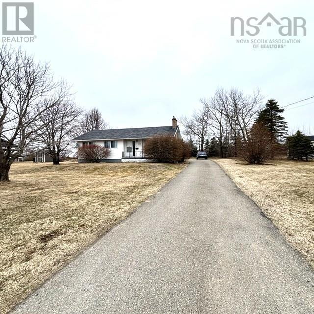 3339 Emerlad Street, New Waterford, Nova Scotia B1H 1H7 - Photo 2 - 202607712