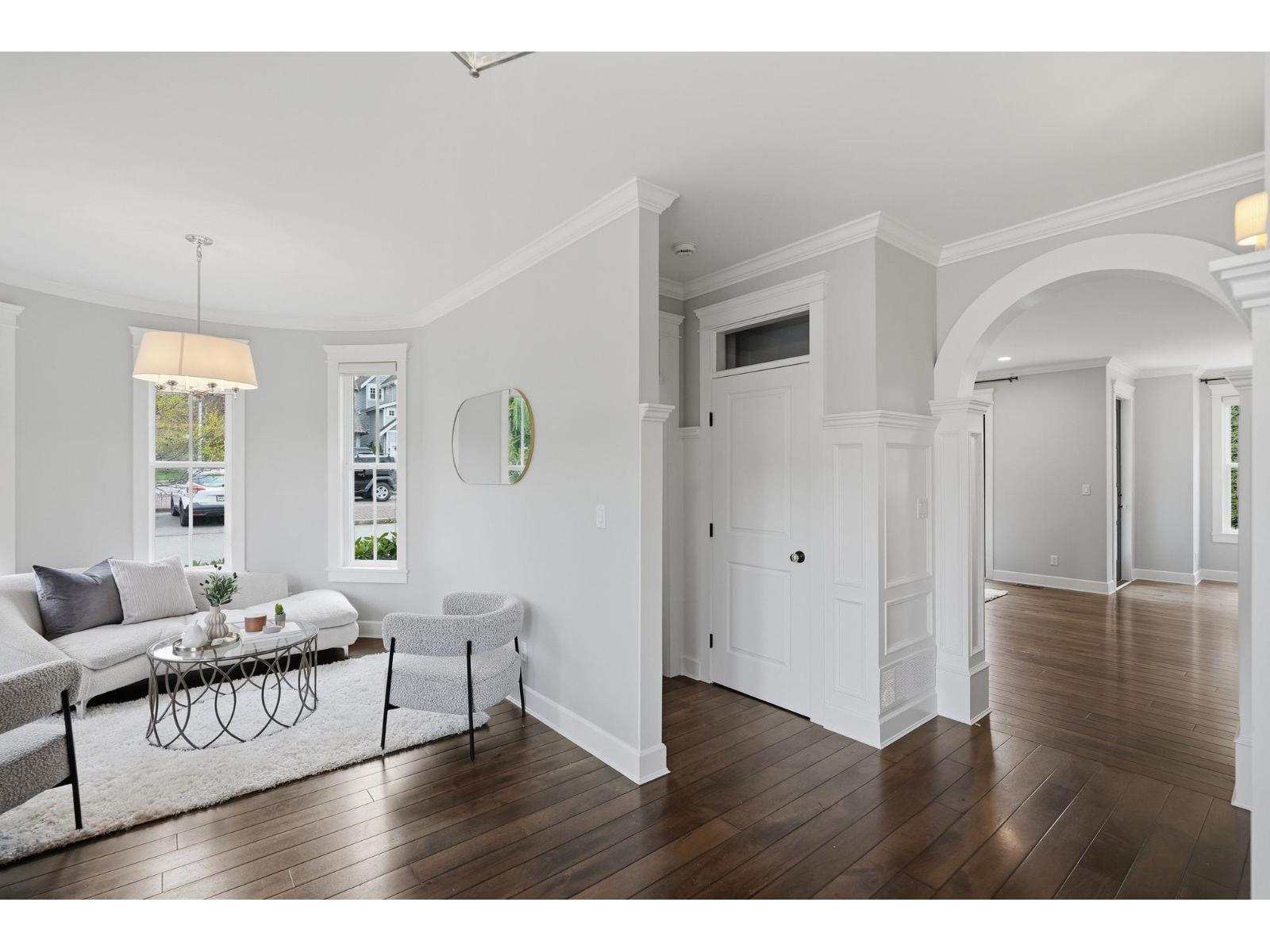 927 163 Street, Surrey, British Columbia  V4A 9T8 - Photo 2 - R3112355