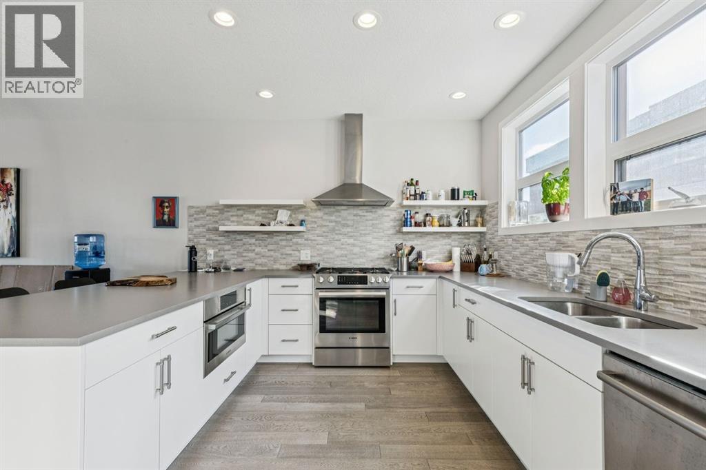 146 Norford Common NW, Calgary, Alberta  T3B 6G6 - Photo 11 - A2300847