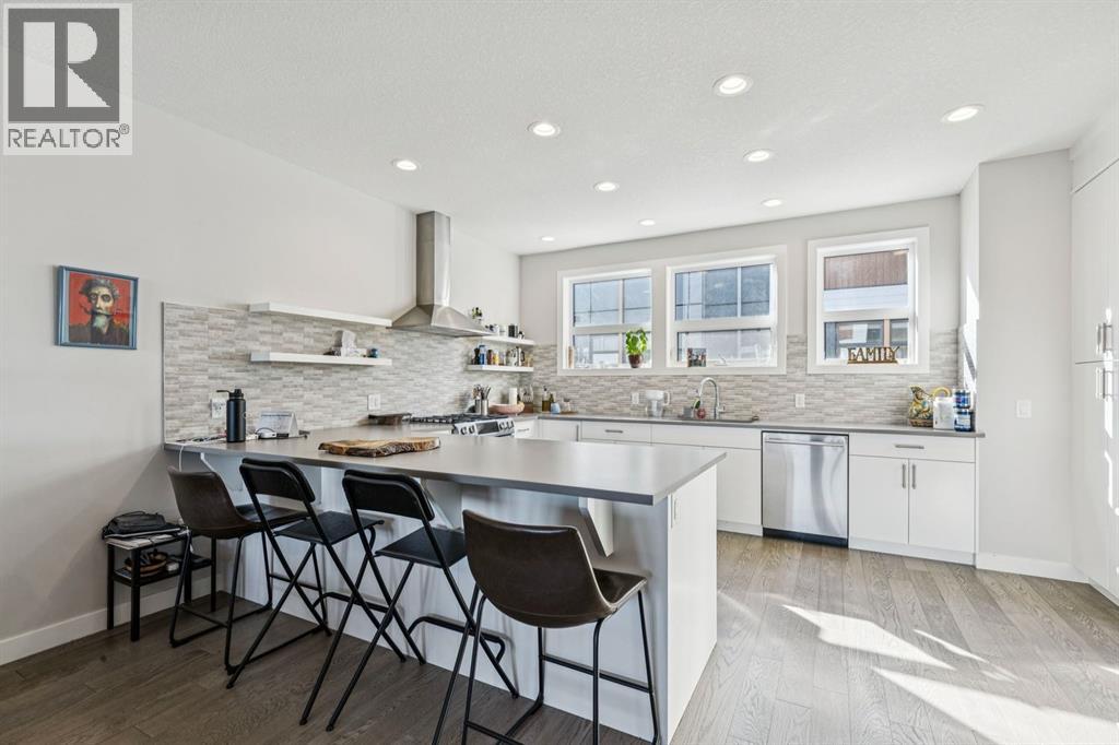 146 Norford Common NW, Calgary, Alberta  T3B 6G6 - Photo 10 - A2300847