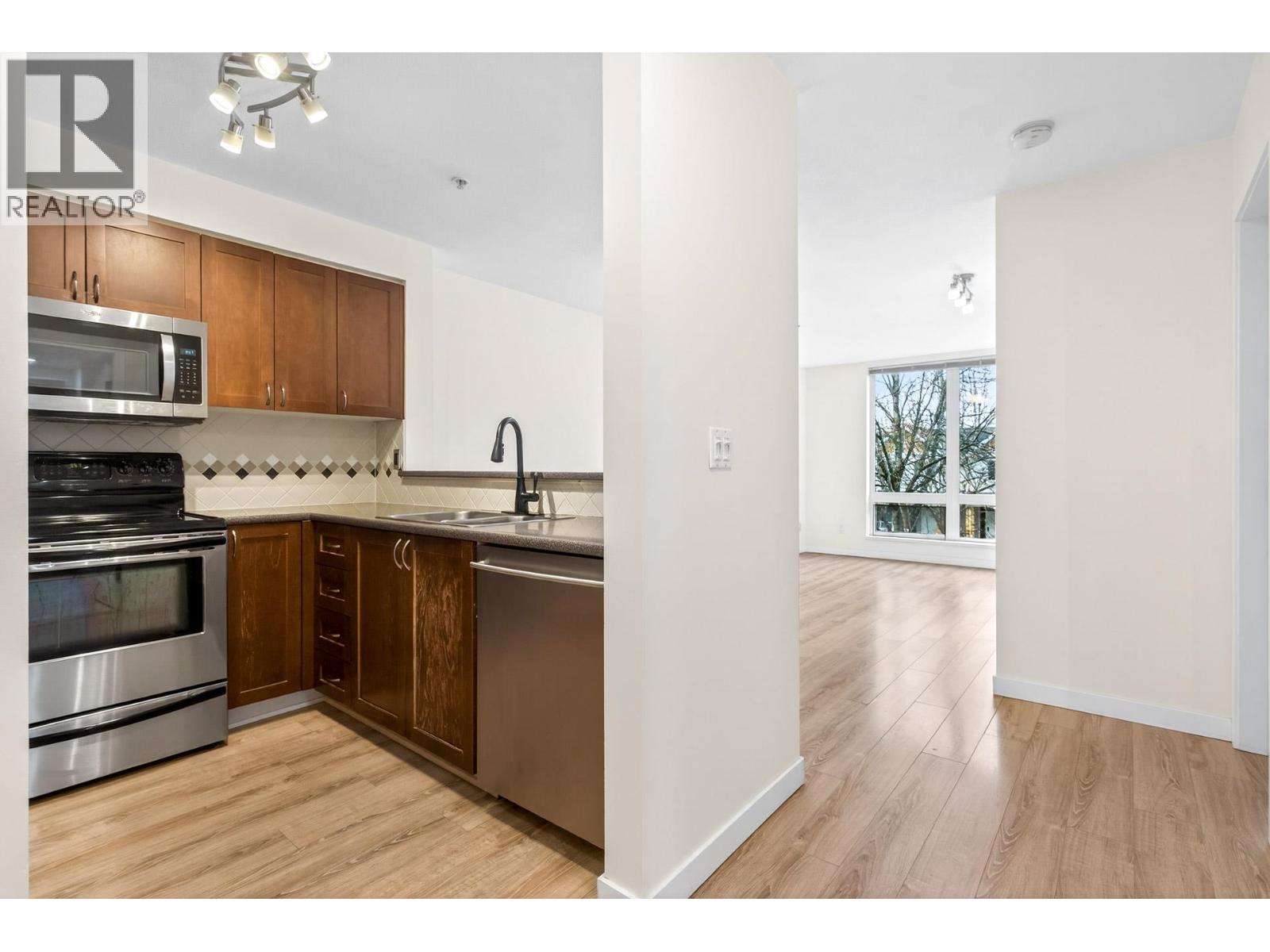 216 5800 Andrews Road, Richmond, British Columbia  V7E 6M2 - Photo 11 - R3113073