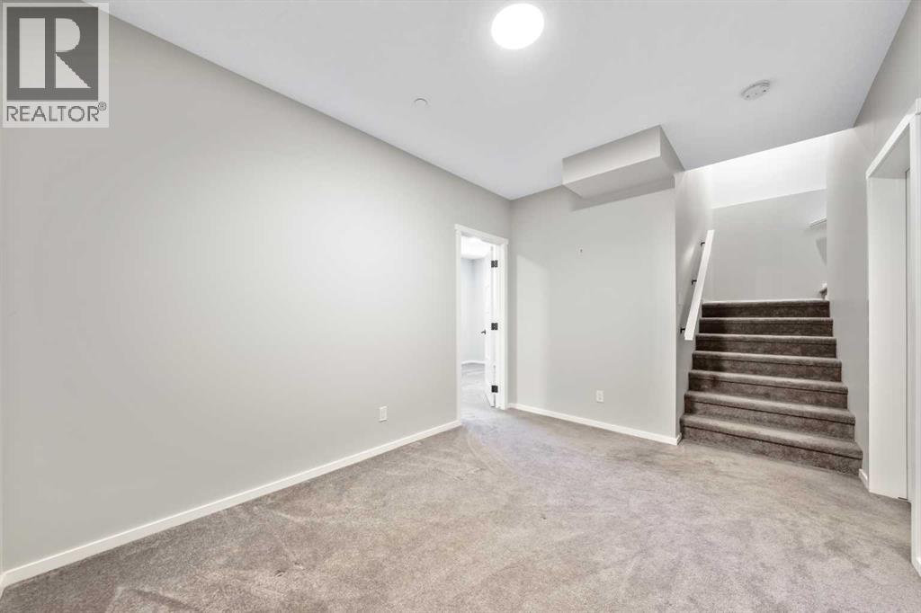 98 Lucas Crescent NW, Calgary, Alberta  T3G 3M9 - Photo 37 - A2292462