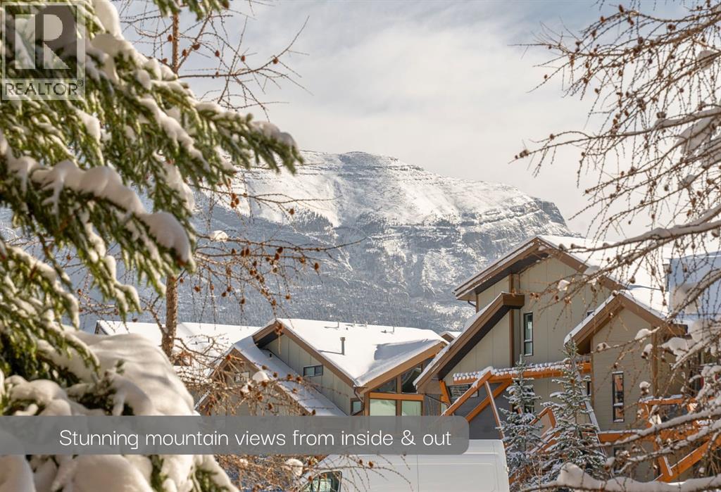 102, 106 Stewart Creek Landing, Canmore, Alberta  T1W 0G6 - Photo 3 - A2296724