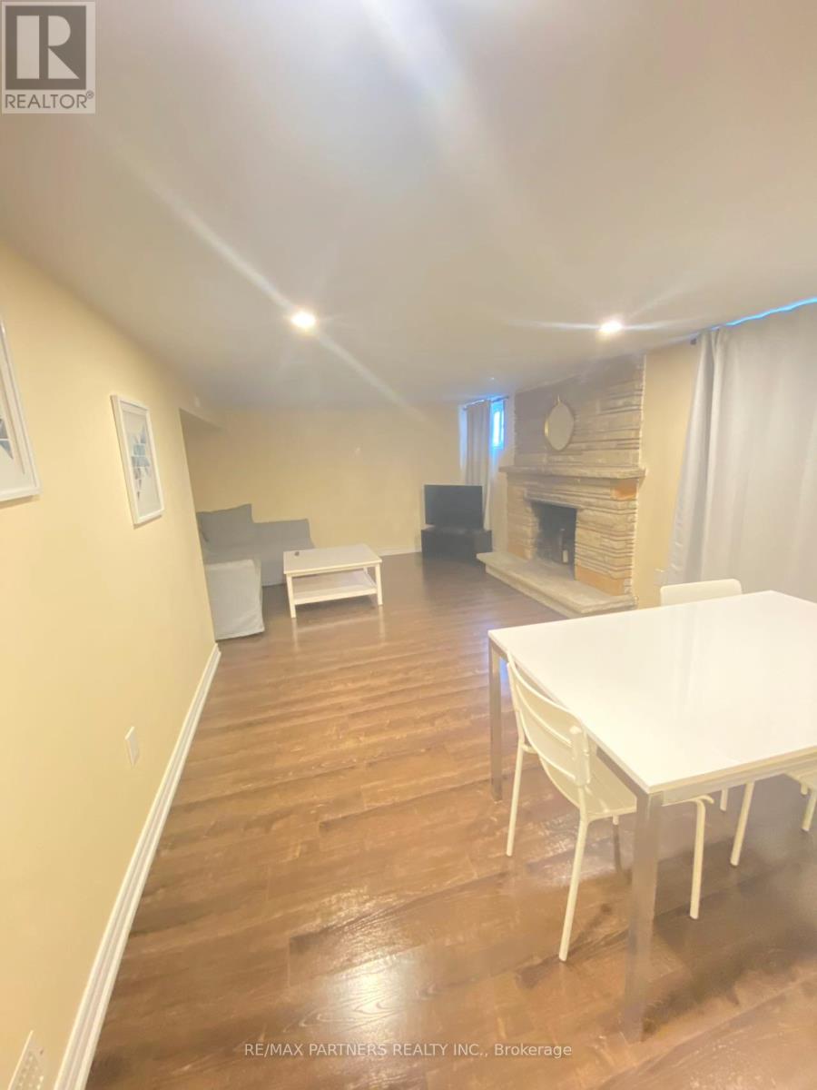 87 Bishop Avenue, Toronto, Ontario  M2M 1Z5 - Photo 15 - C13016328