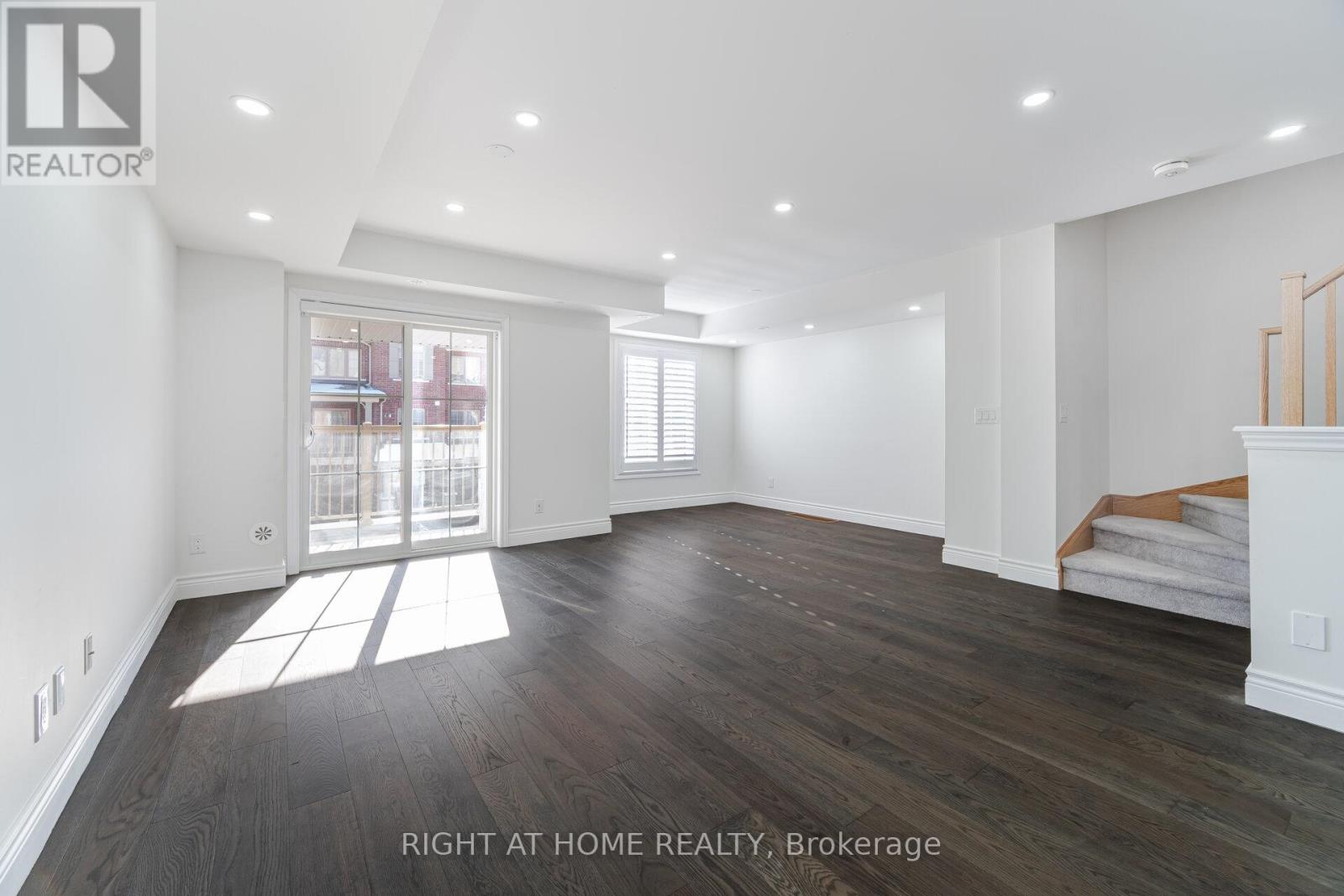 48 Porcelain Way, Whitby, Ontario  L1R 0R6 - Photo 13 - E13016306