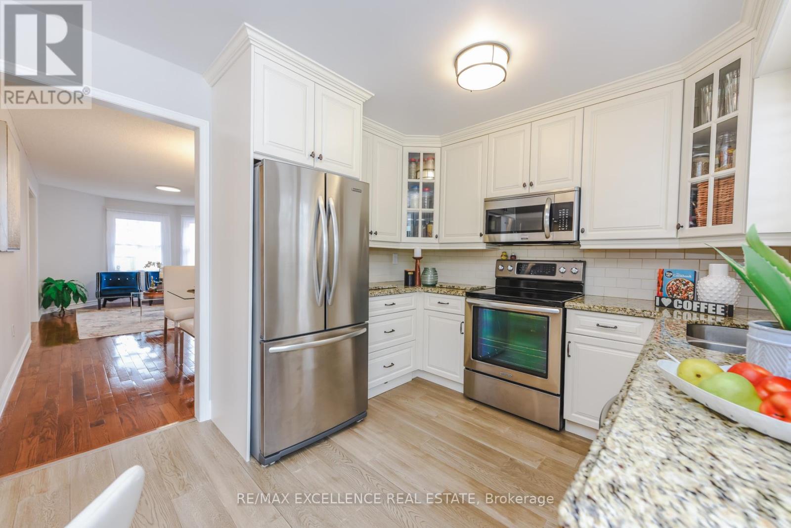 62 Atkins Circle, Brampton, Ontario  L6X 4B5 - Photo 11 - W12897822