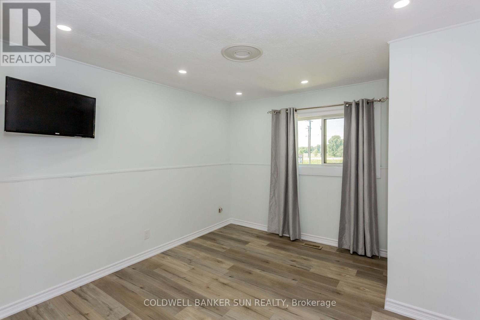 686078 Oxford Rd 2 Road, Norwich, Ontario  N4S 7V9 - Photo 18 - X12954914