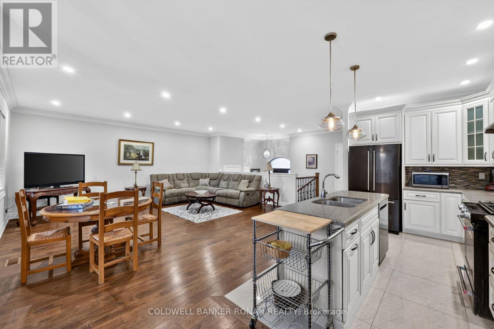 3019 Sandy Cove Drive, Innisfil, Ontario  L9S 2K1 - Photo 13 - N13016302