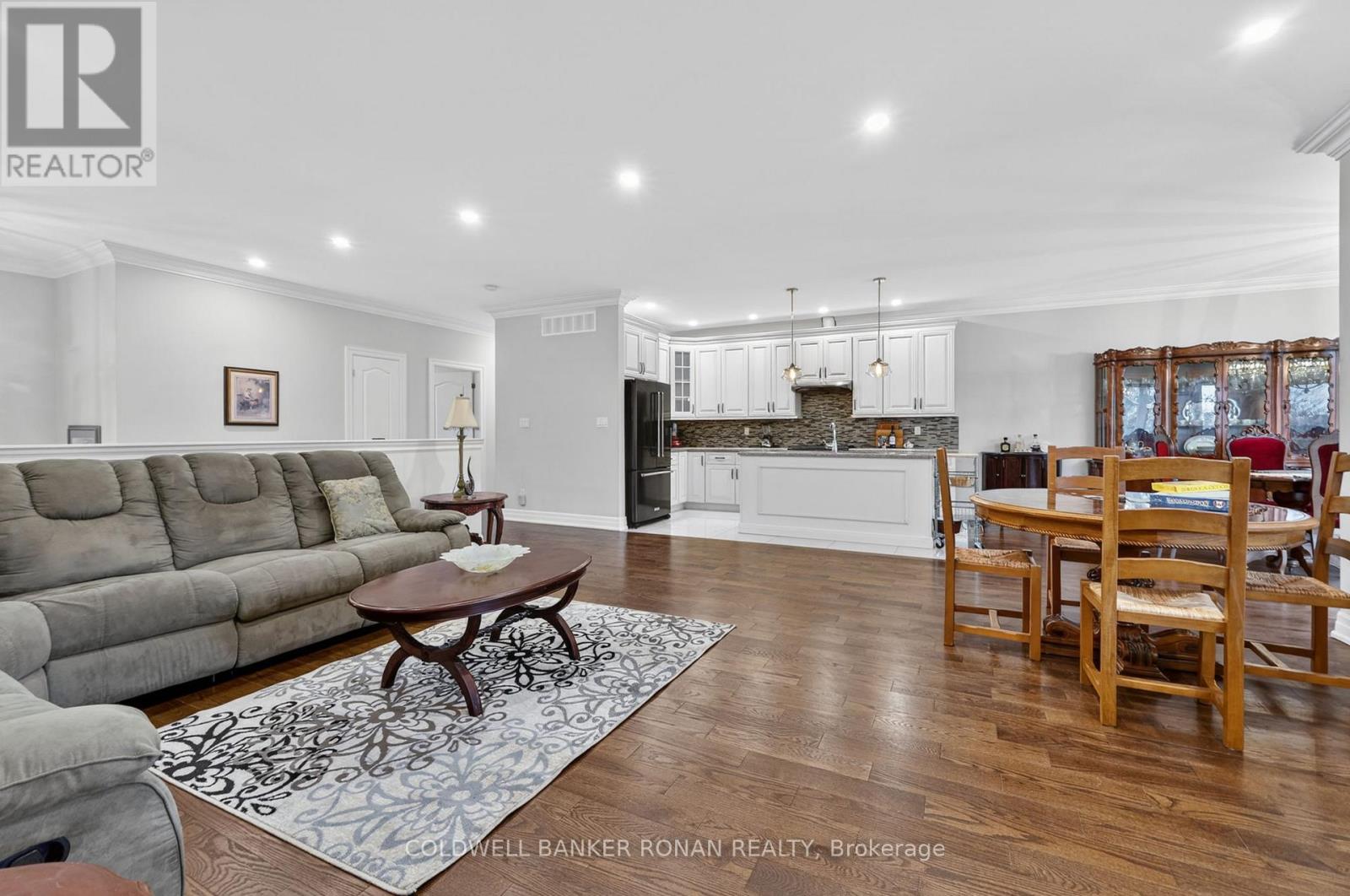 3019 Sandy Cove Drive, Innisfil, Ontario  L9S 2K1 - Photo 14 - N13016302