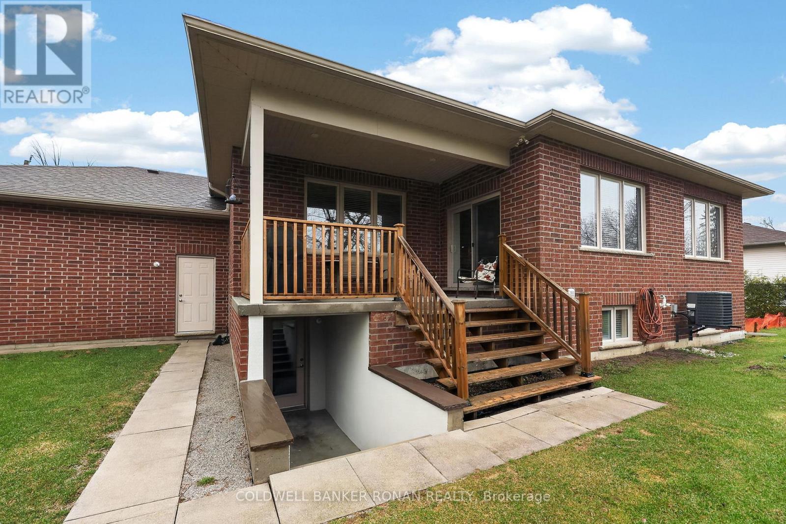 3019 Sandy Cove Drive, Innisfil, Ontario  L9S 2K1 - Photo 34 - N13016302