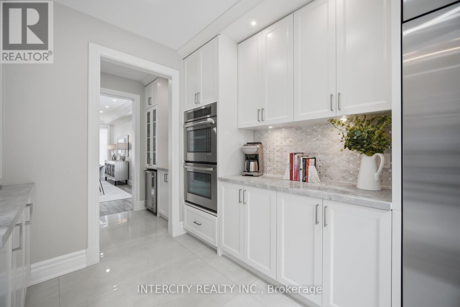 61 Woodland Trail Court, Vaughan, Ontario  L4L 9H9 - Photo 14 - N13016308