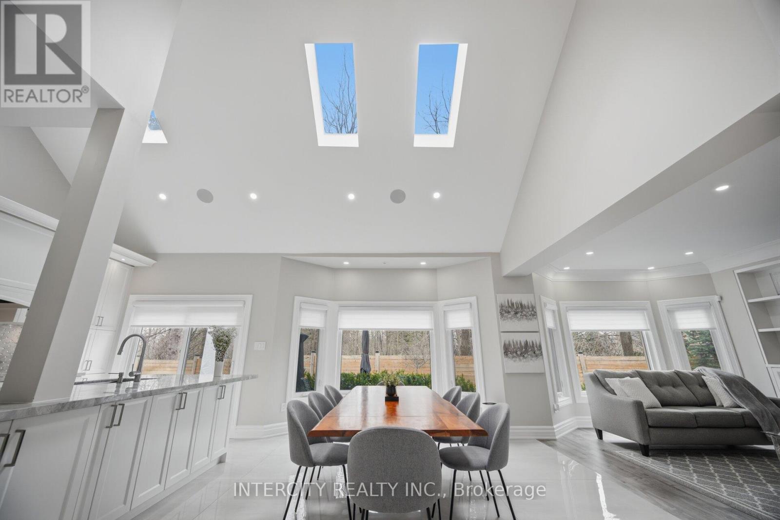 61 Woodland Trail Court, Vaughan, Ontario  L4L 9H9 - Photo 18 - N13016308