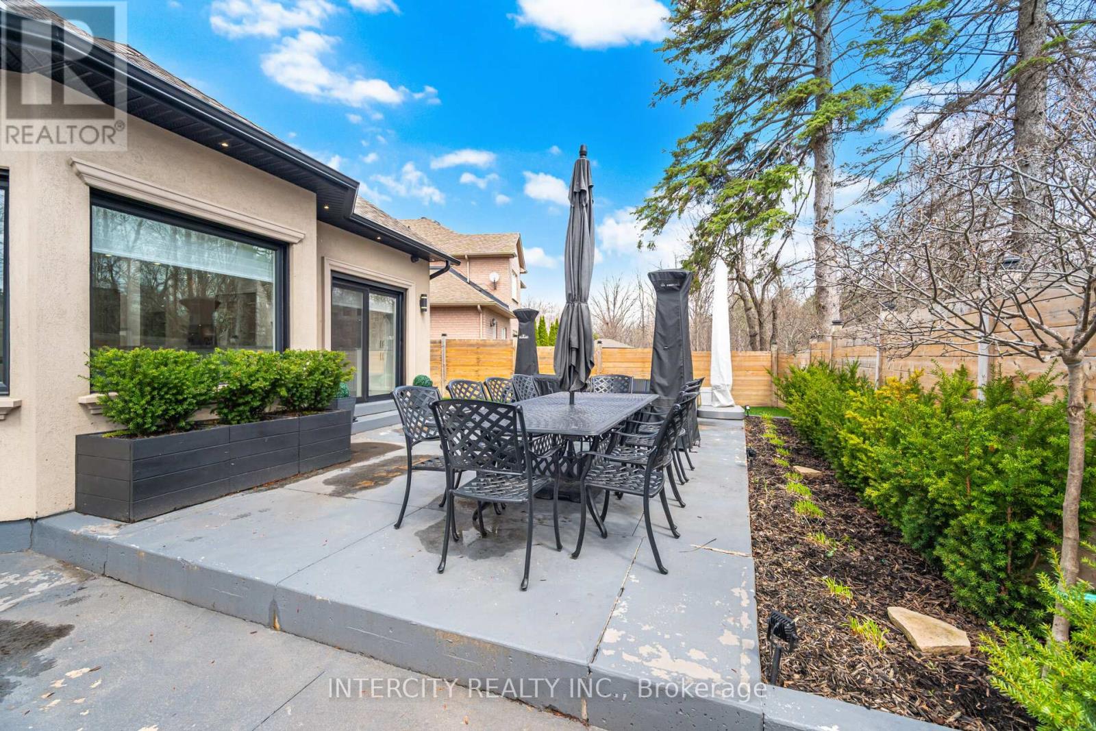 61 Woodland Trail Court, Vaughan, Ontario  L4L 9H9 - Photo 48 - N13016308