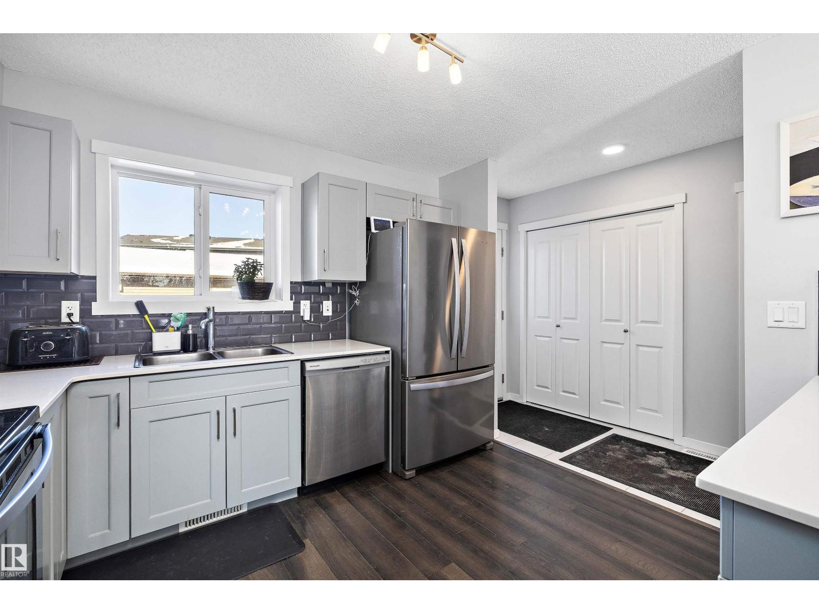 20106 27 Av NW, Edmonton, Alberta  T6M 0W7 - Photo 12 - E4474483