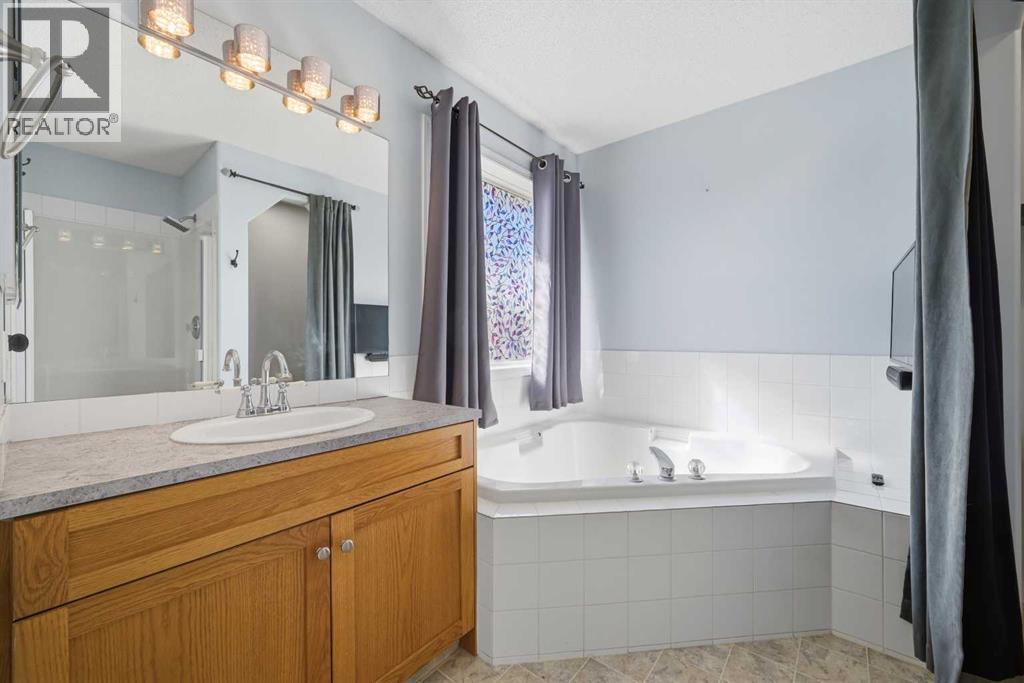 69 Bridleridge Road Sw, Calgary, Alberta  T2Y 4E1 - Photo 27 - A2302273