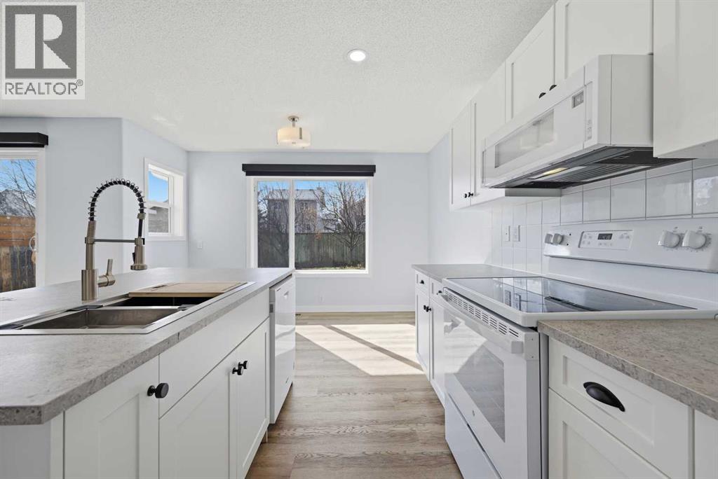 69 Bridleridge Road Sw, Calgary, Alberta  T2Y 4E1 - Photo 17 - A2302273