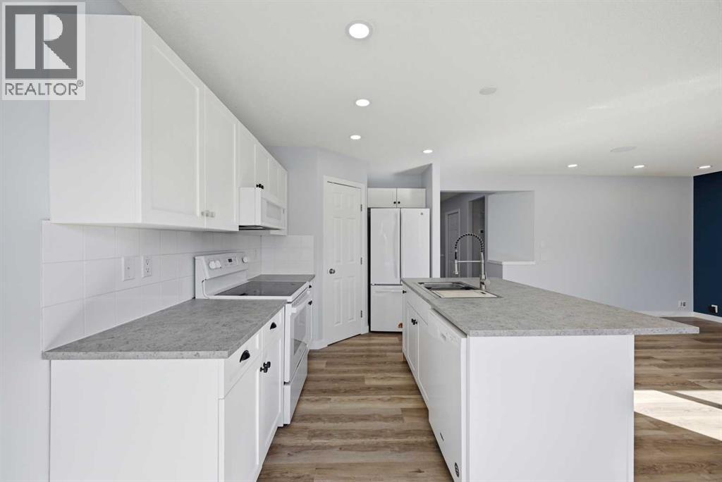 69 Bridleridge Road Sw, Calgary, Alberta  T2Y 4E1 - Photo 14 - A2302273