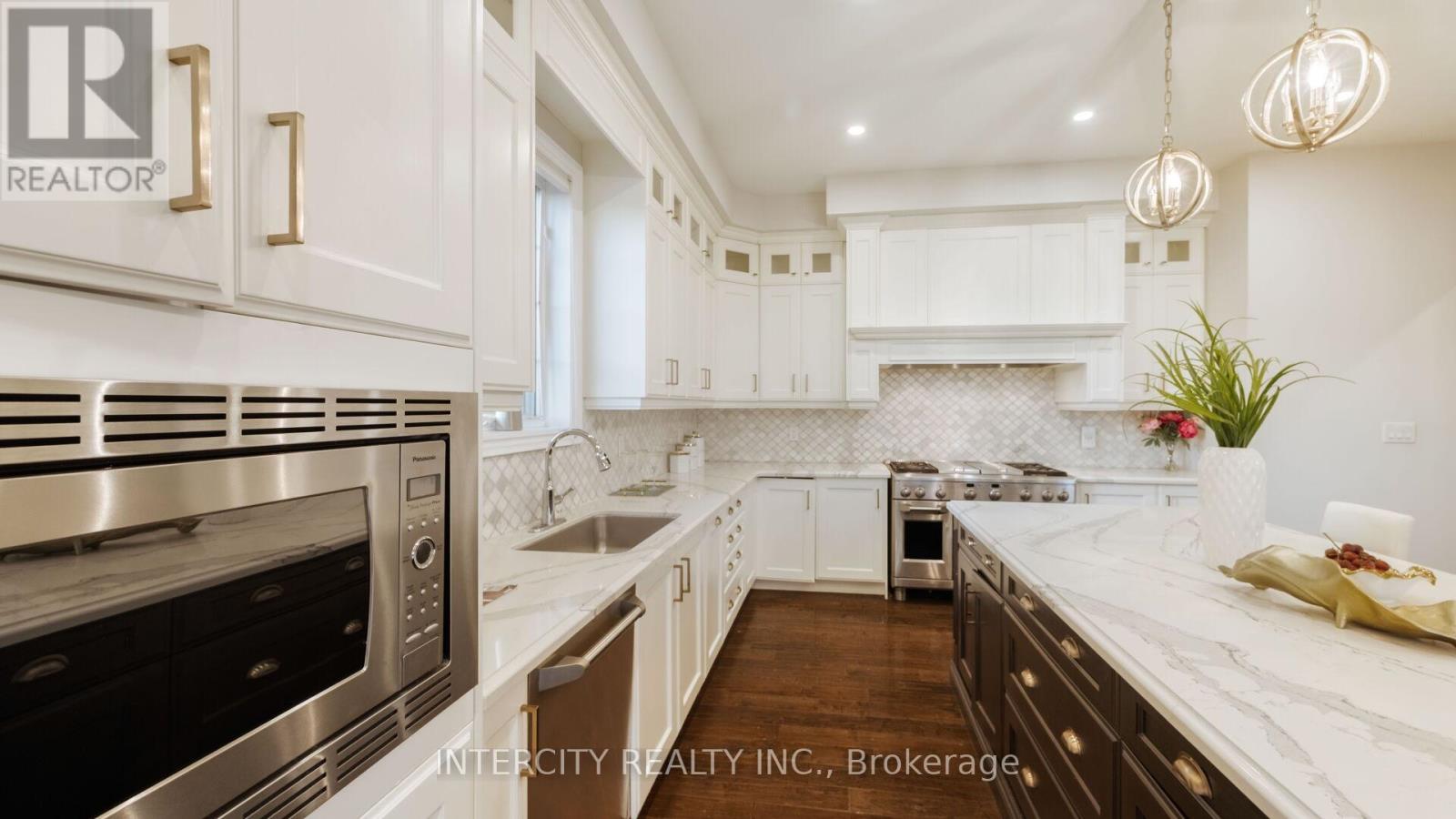 29 Chiming Road, Brampton, Ontario  L6P 4E1 - Photo 19 - W13016314