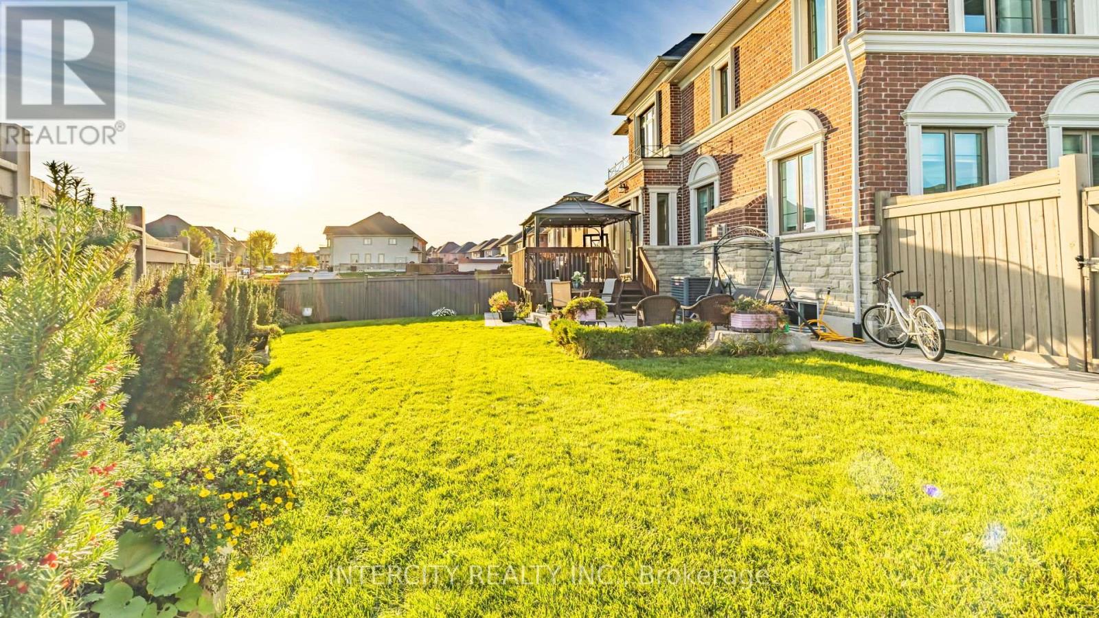 29 Chiming Road, Brampton, Ontario  L6P 4E1 - Photo 49 - W13016314