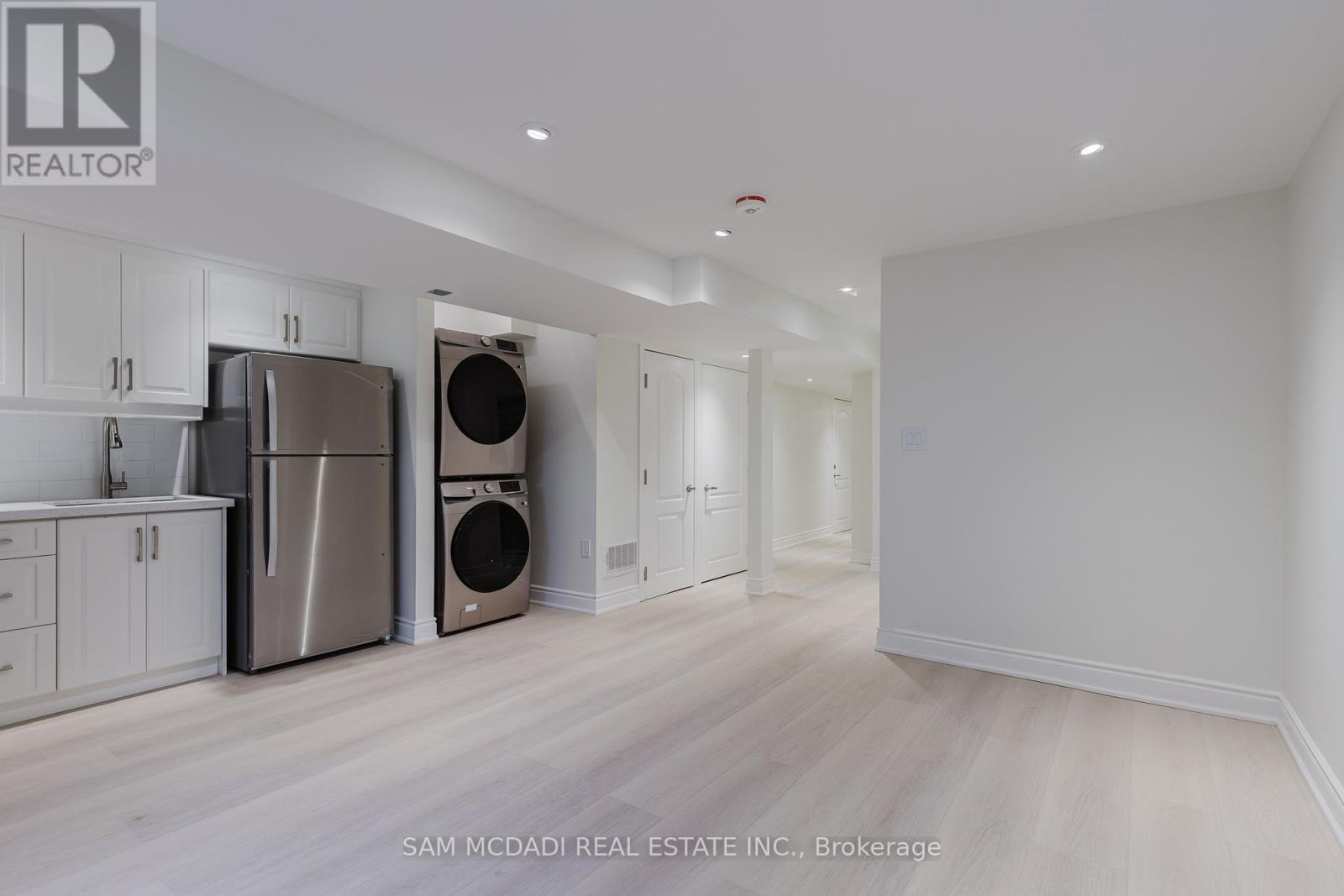 5489 Festival Drive, Mississauga, Ontario  L5M 0G6 - Photo 7 - W13016322