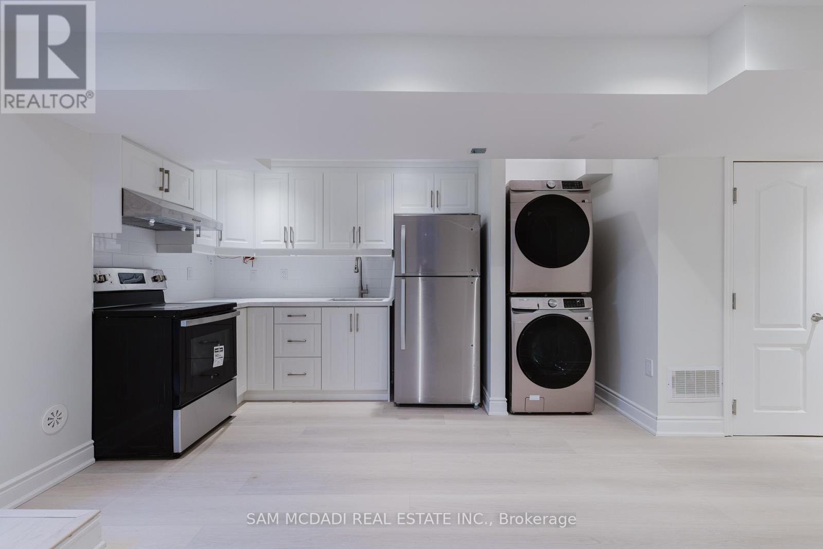 5489 Festival Drive, Mississauga, Ontario  L5M 0G6 - Photo 8 - W13016322