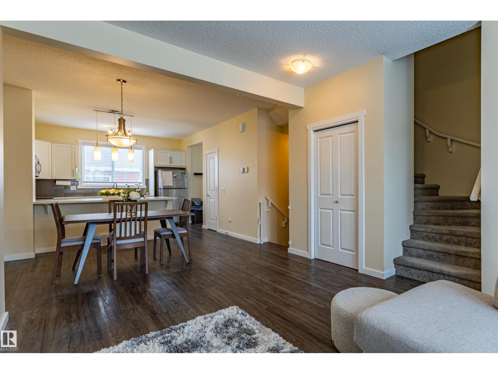 2679 Maple Wy Nw, Edmonton, Alberta  T6T 2C8 - Photo 6 - E4483061