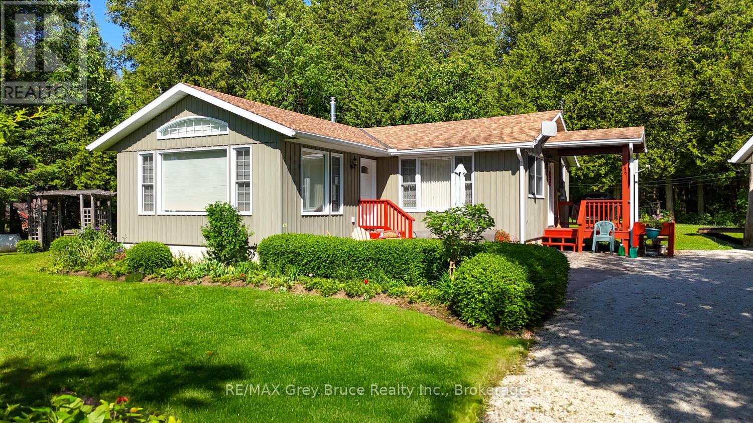 186 HOPE BAY ROAD, South Bruce Peninsula, Ontario