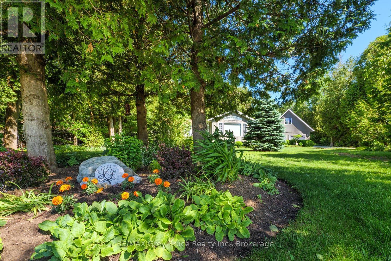 186 Hope Bay Road, South Bruce Peninsula, Ontario  N0H 2T0 - Photo 5 - X12253861