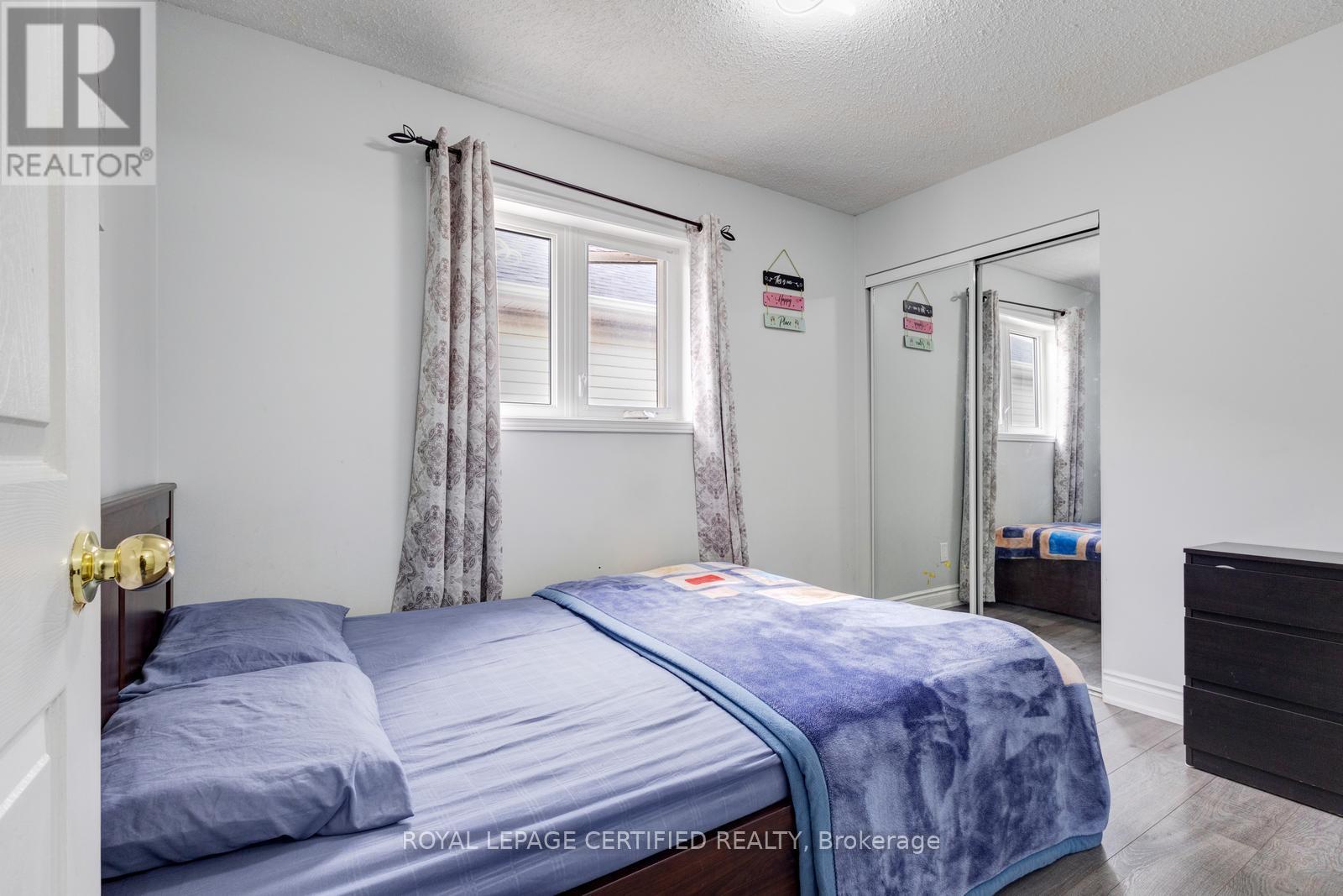 299 Pressed Brick Drive N, Brampton, Ontario  L6V 4L2 - Photo 27 - W12978796