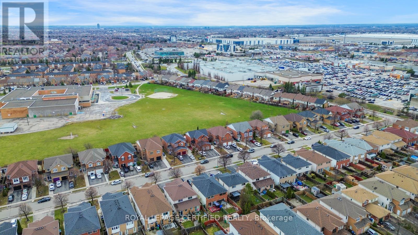 299 Pressed Brick Drive N, Brampton, Ontario  L6V 4L2 - Photo 41 - W12978796