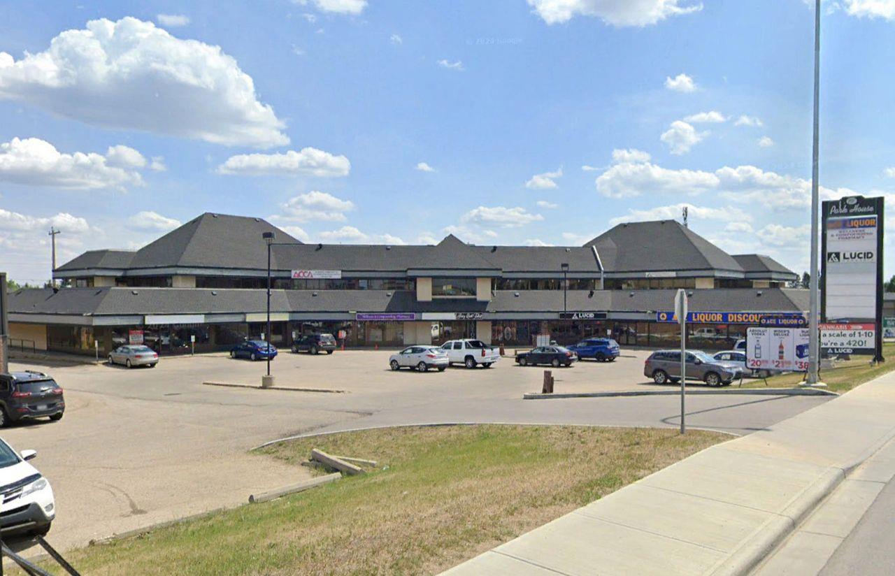 5013  48 Street, Stony Plain, Alberta