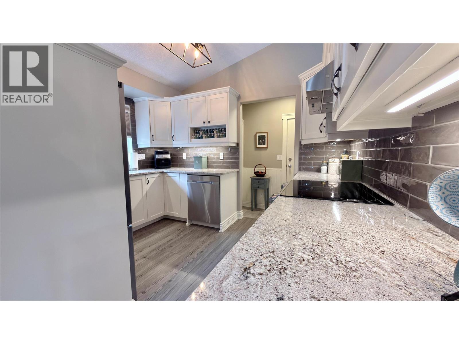 611 Gertrude Street, Midway, British Columbia  V0H 1M0 - Photo 23 - 10379901