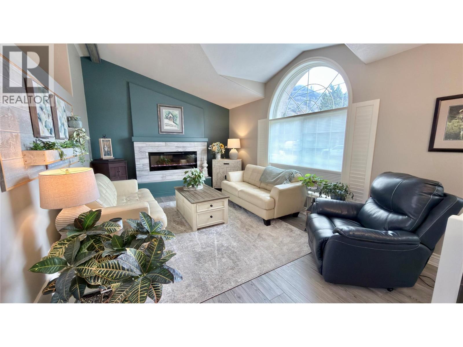 611 Gertrude Street, Midway, British Columbia  V0H 1M0 - Photo 15 - 10379901