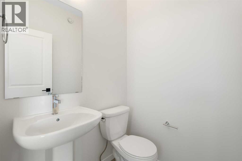 75 Bluerock Terrace Sw, Calgary, Alberta  T2Y 0Y3 - Photo 26 - A2279221