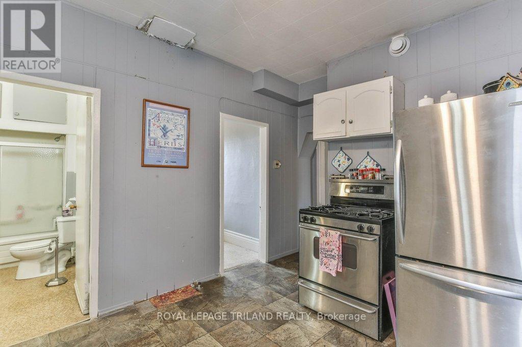 11 Mackay Avenue, London South, Ontario  N6J 2T5 - Photo 13 - X13016338