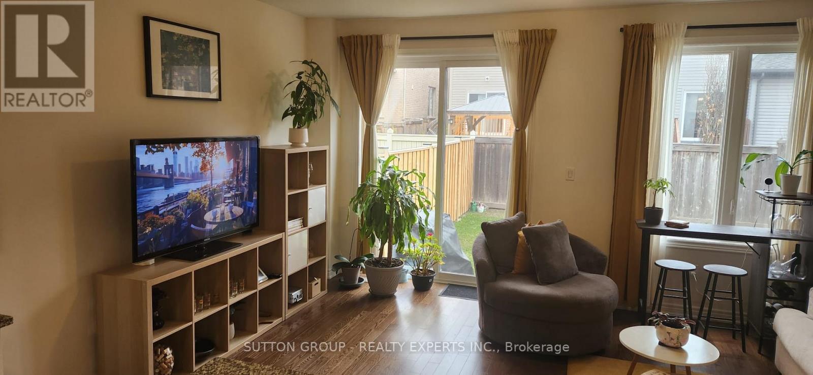 130 Ice Palace Crescent, Oshawa, Ontario  L1H 7K4 - Photo 6 - E13014800