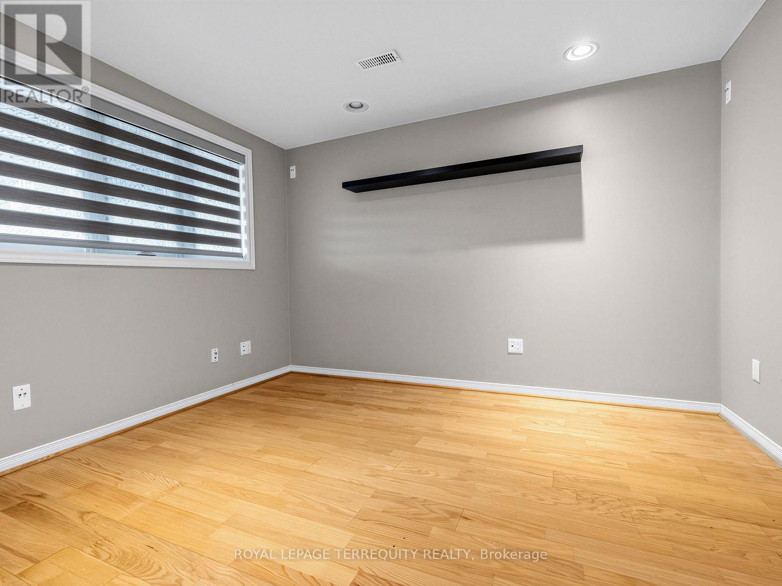 284 Pinnacle Trail, Aurora, Ontario  L4G 7G2 - Photo 22 - N12892708