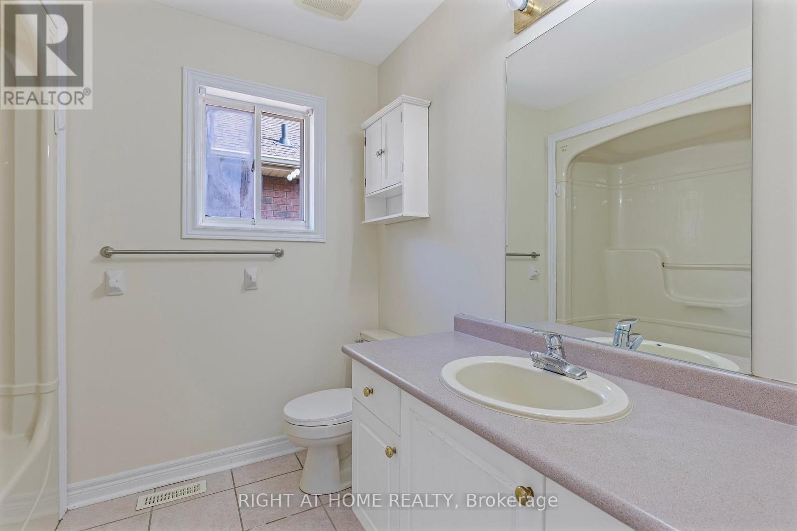 173 Simcoe Road, Bradford West Gwillimbury, Ontario  L3Z 1Y3 - Photo 16 - N13016166