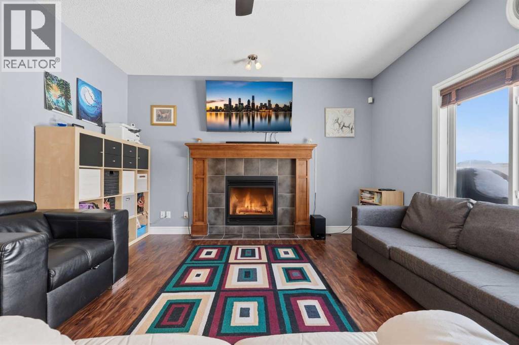 399 Coopers Drive Sw, Airdrie, Alberta  T4B 0C8 - Photo 13 - A2301883
