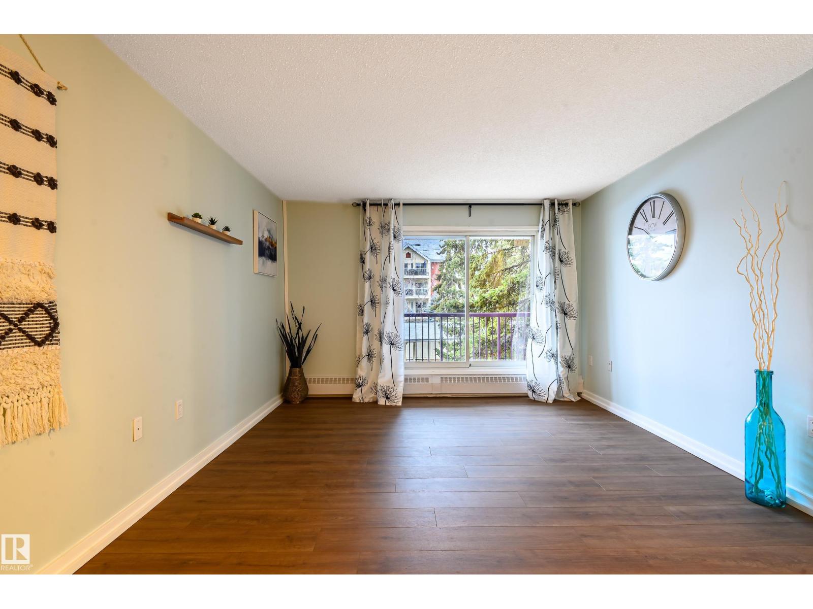 #237 10636 120 St NW, Edmonton, Alberta  T5H 4L5 - Photo 10 - E4482941