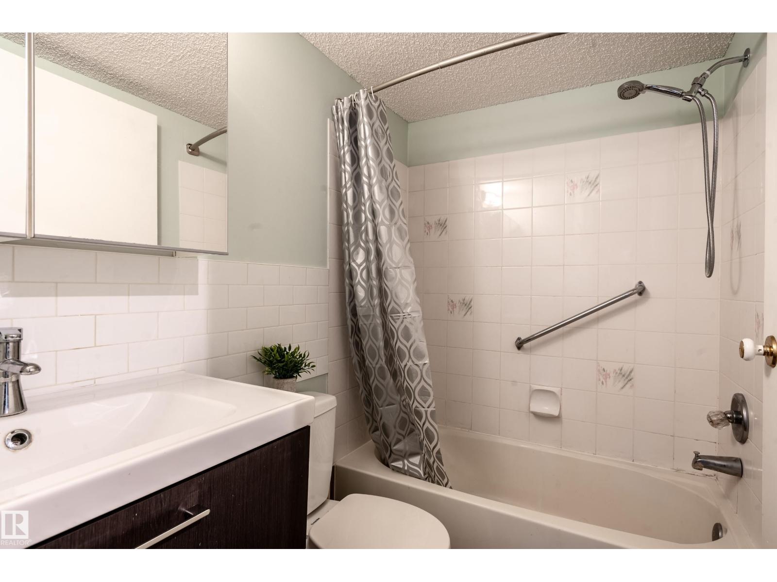 #237 10636 120 St NW, Edmonton, Alberta  T5H 4L5 - Photo 18 - E4482941