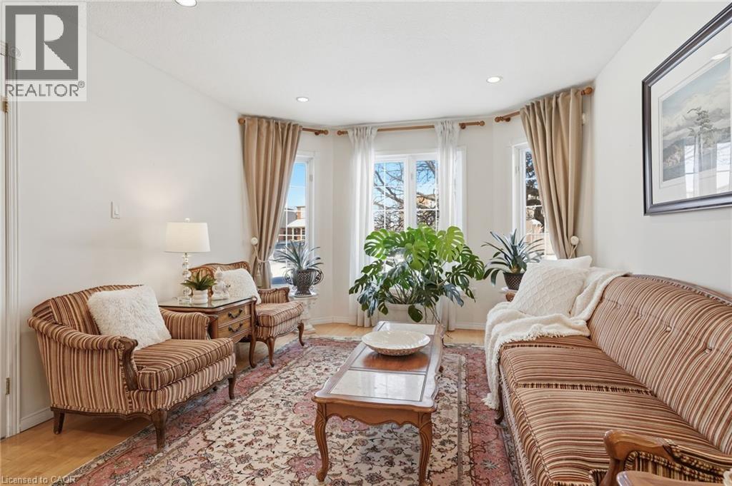 37 Southcreek Drive, Ancaster, Ontario  L9K 1M2 - Photo 6 - 40815333