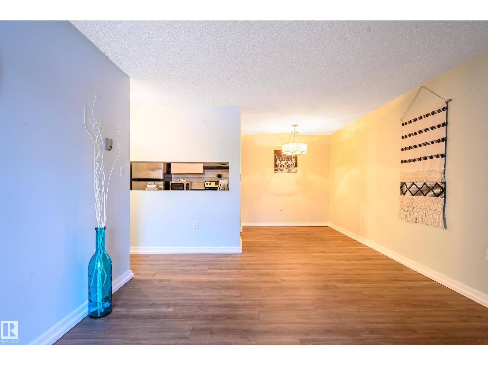 #237 10636 120 St NW, Edmonton, Alberta  T5H 4L5 - Photo 11 - E4482941