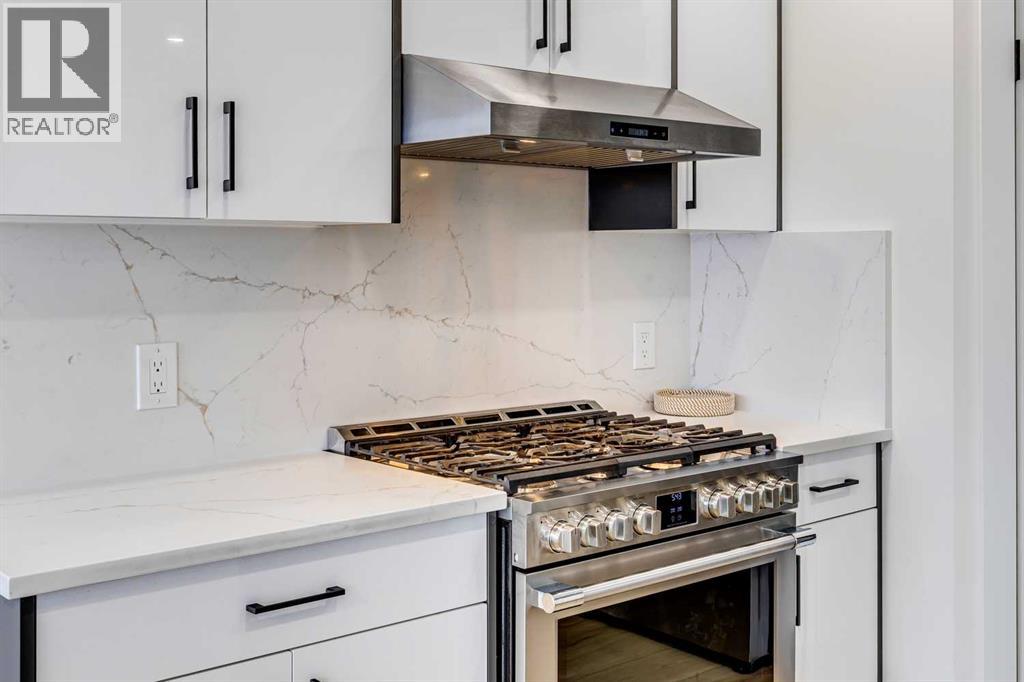 447 Tuscany Ridge Heights Nw, Calgary, Alberta  T3L 2W7 - Photo 9 - A2293440