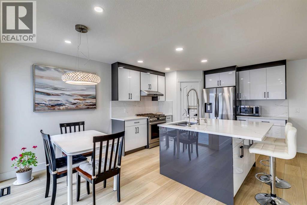 447 Tuscany Ridge Heights Nw, Calgary, Alberta  T3L 2W7 - Photo 7 - A2293440