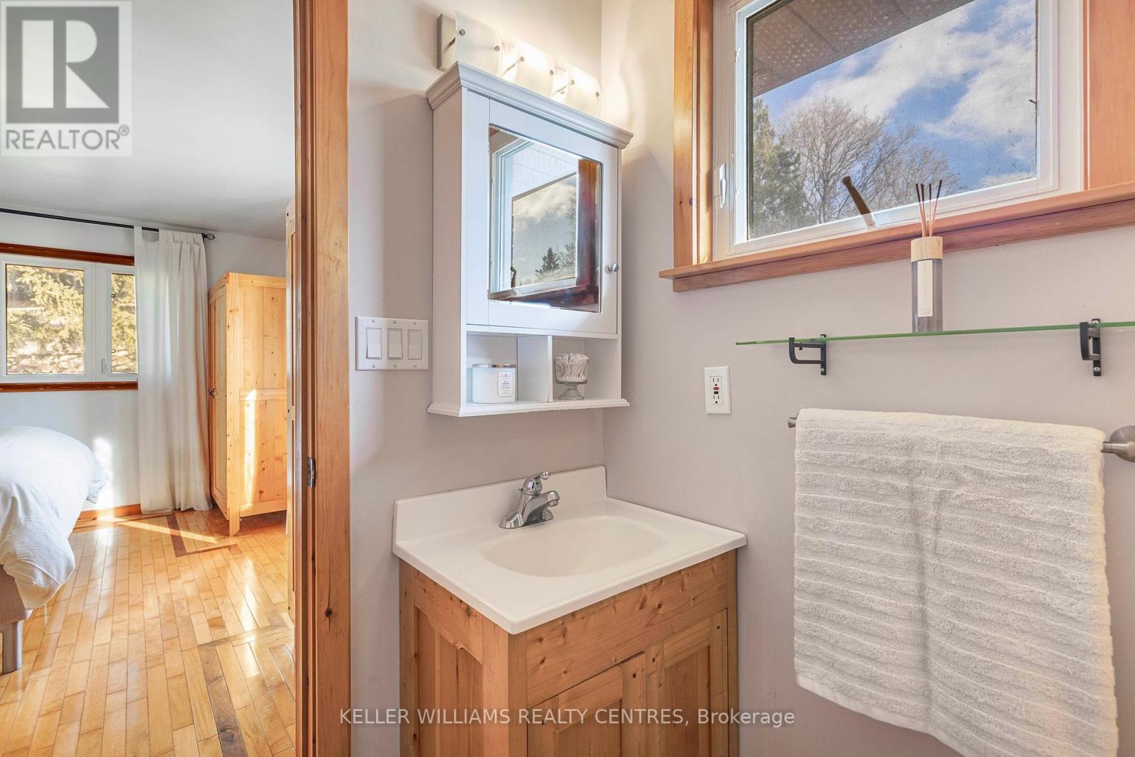 49 Jennifer Crescent, East Gwillimbury (Sharon), Ontario  L0G 1V0 - Photo 20 - N13016342