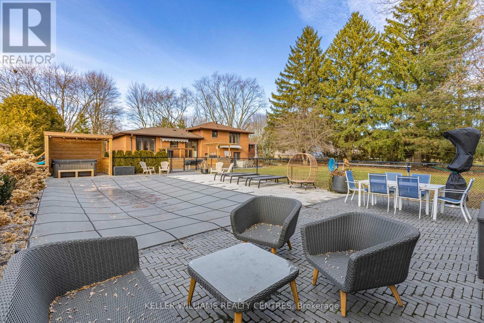 49 Jennifer Crescent, East Gwillimbury (Sharon), Ontario  L0G 1V0 - Photo 34 - N13016342