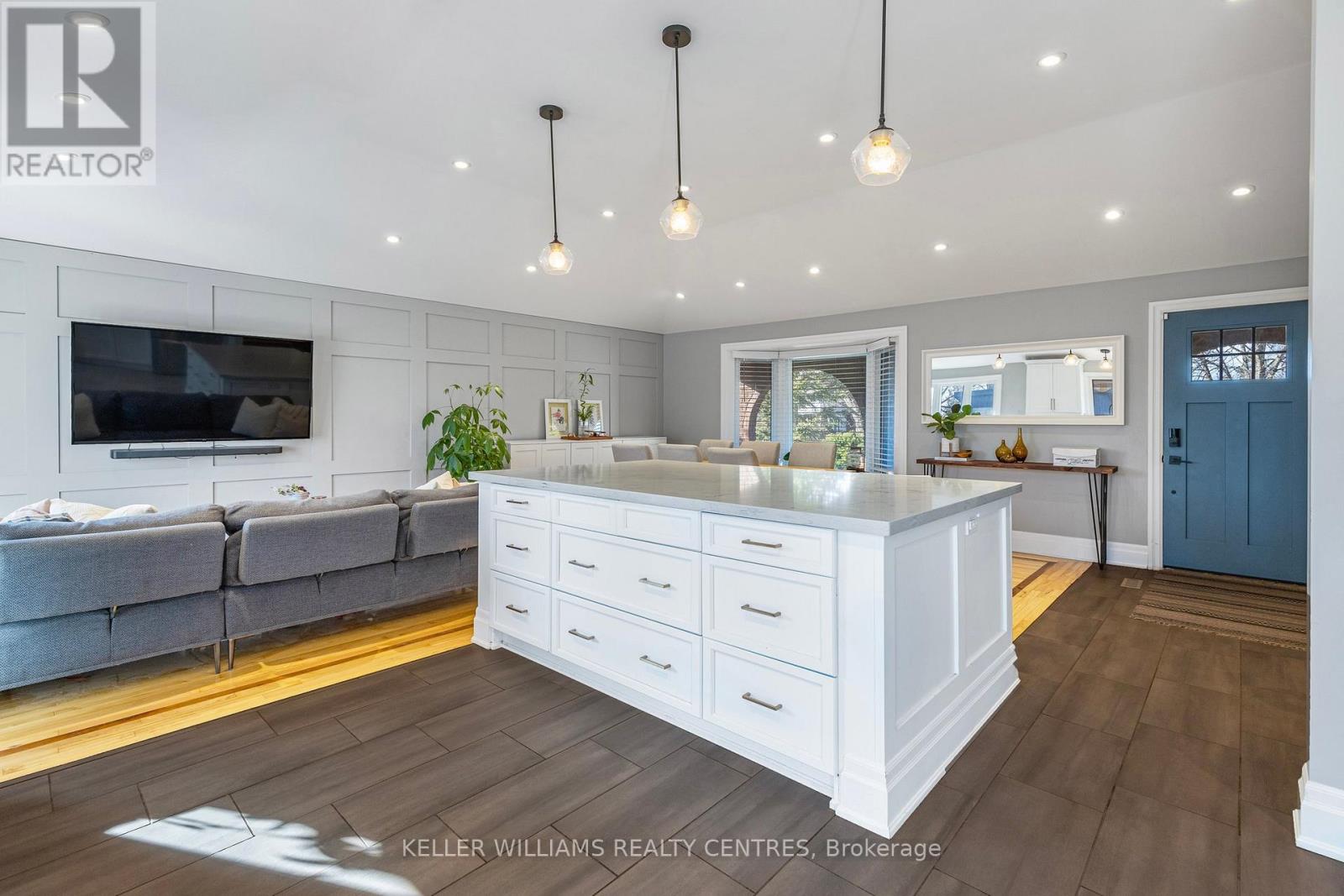 49 Jennifer Crescent, East Gwillimbury (Sharon), Ontario  L0G 1V0 - Photo 6 - N13016342