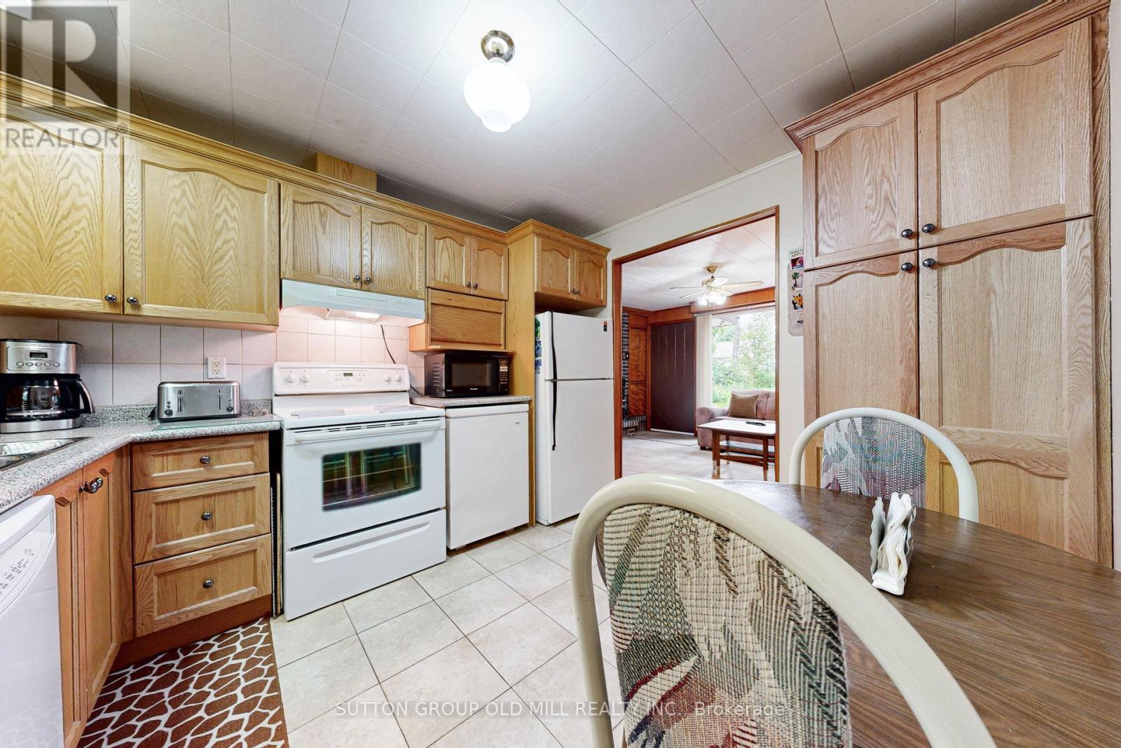 42 55th Street S, Wasaga Beach, Ontario  L9Z 1W9 - Photo 13 - S13016396