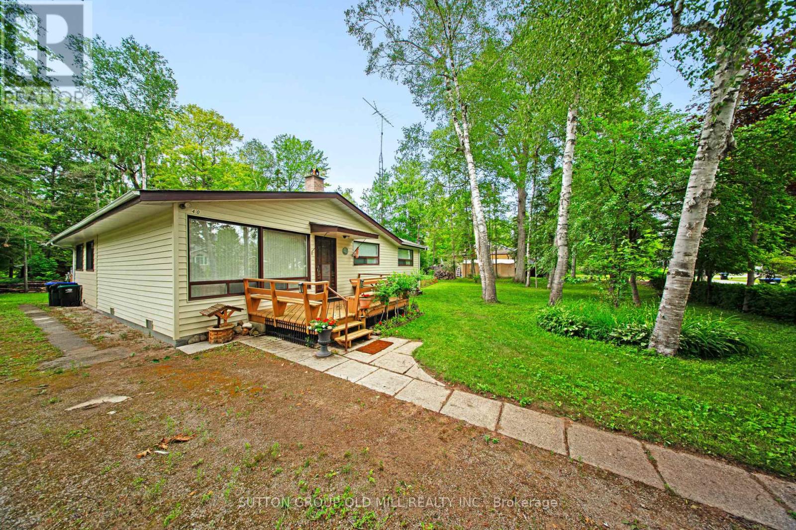 42 55th Street S, Wasaga Beach, Ontario  L9Z 1W9 - Photo 5 - S13016396